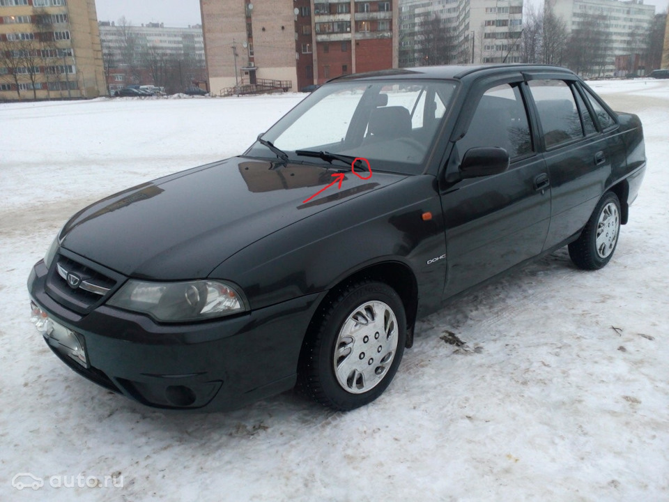 1 — Капот цепляет рычаг стеклоочистителя — Daewoo Nexia (N150), 1,6 л ...