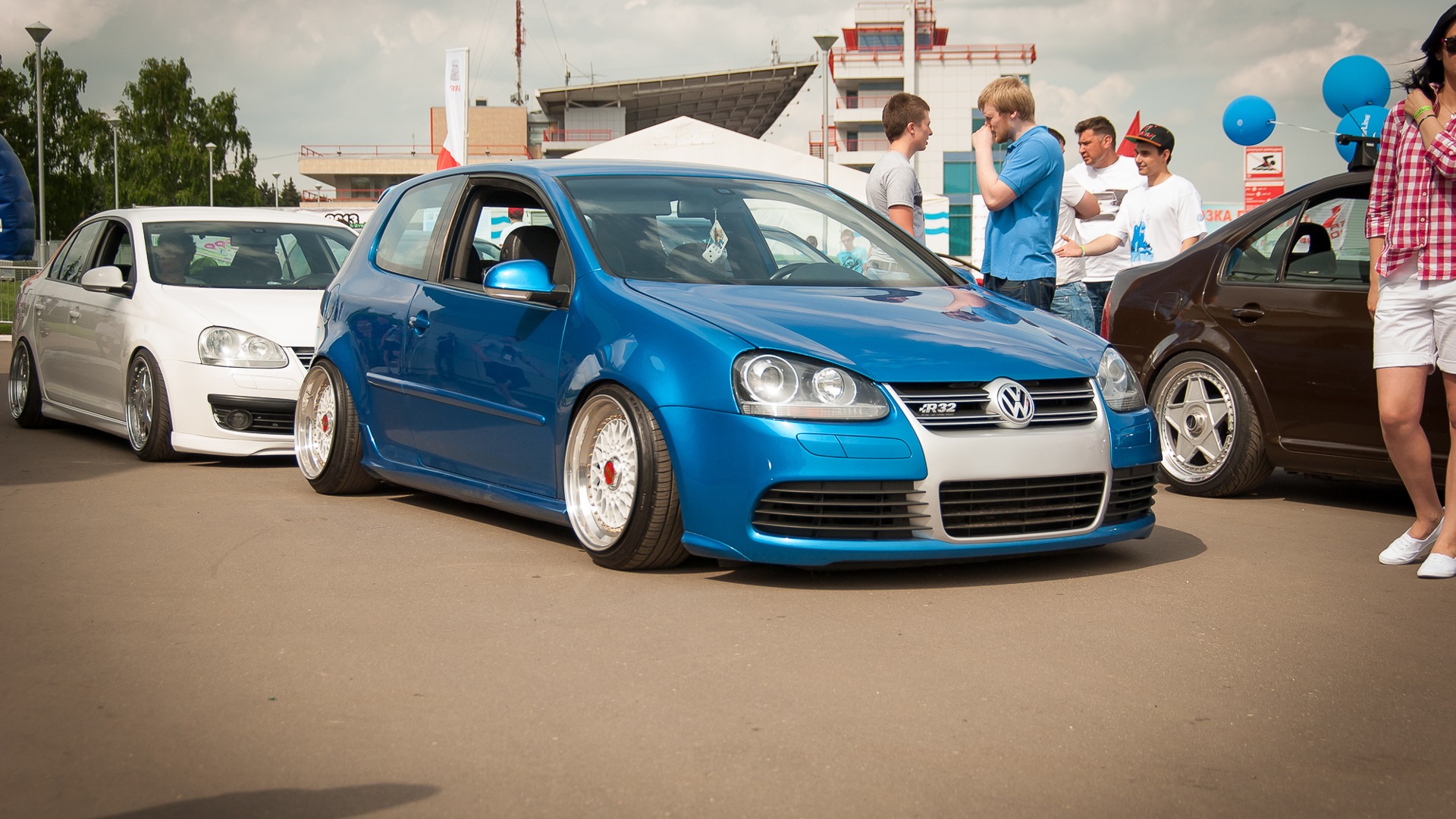 Volkswagen Golf Mk5 R32 3.2 бензиновый 2007 | 32 на DRIVE2