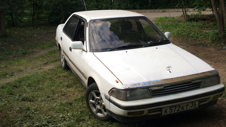 Тойота корона 1989 года. Toyota Corona t170. Toyota Corona 1989. Toyota Corona 170. Тойота корона 170.1989.