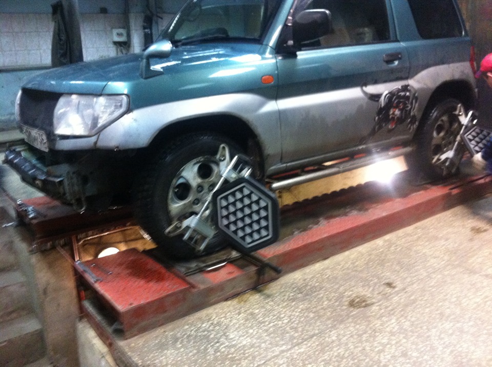 Окончание эпопеи рулевой рейки — Mitsubishi Pajero iO, 1,8 л, 1998 года ...