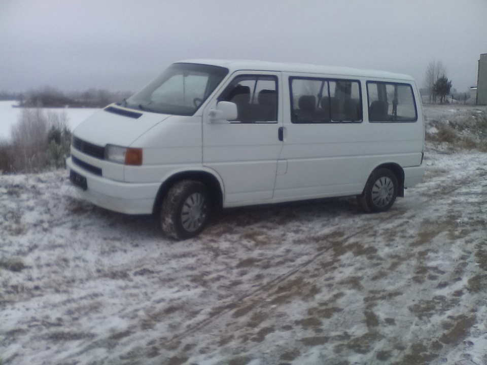 давайте знакомиться — Volkswagen Transporter T4, 1,9 л, 1994 года ...
