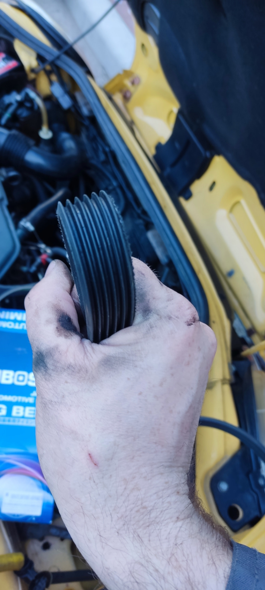 Замена кривого шкива гидроусилителя и обводного ремня! — Renault Kangoo ...