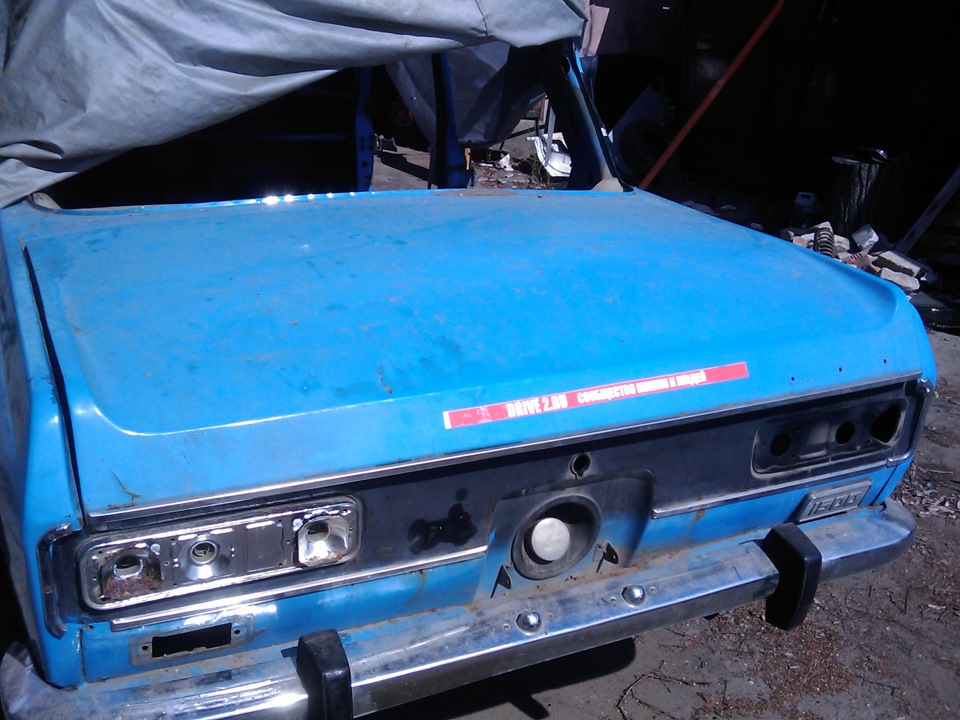 крышка багажника, и странные пластины для регулировка кастора — Москвич ...