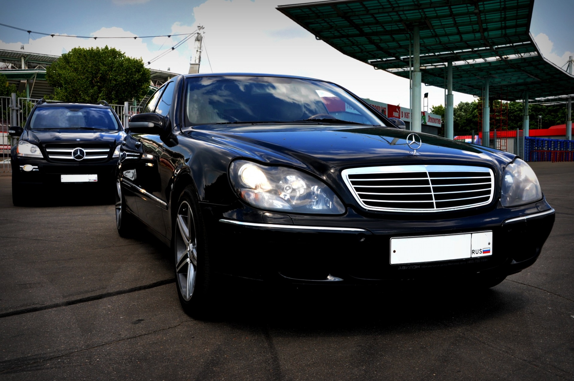 Фотосессия. S+GL (охрана) — Mercedes-Benz S-Class (W220), 0,5 л, 2000 года  | фотография | DRIVE2