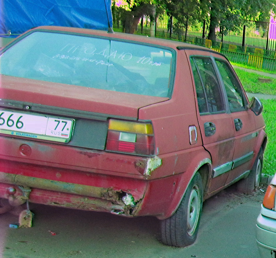 Стоит Брошенный Wolksvagen Jetta II на м.Бабушкинская — Сообщество  «Брошенные Машины» на DRIVE2