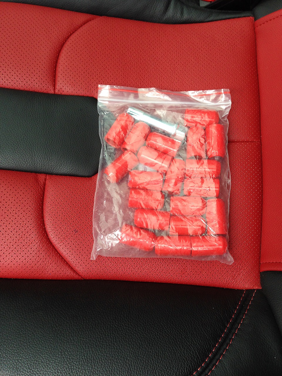 Собственно сами гайки — Land Rover Range Rover Evoque (1G)