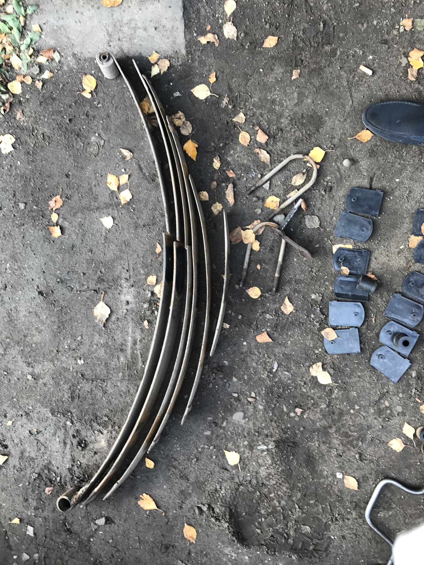 Замена рессоры — ГАЗ 31105, 2,4 л, 2008 года | визит на сервис | DRIVE2