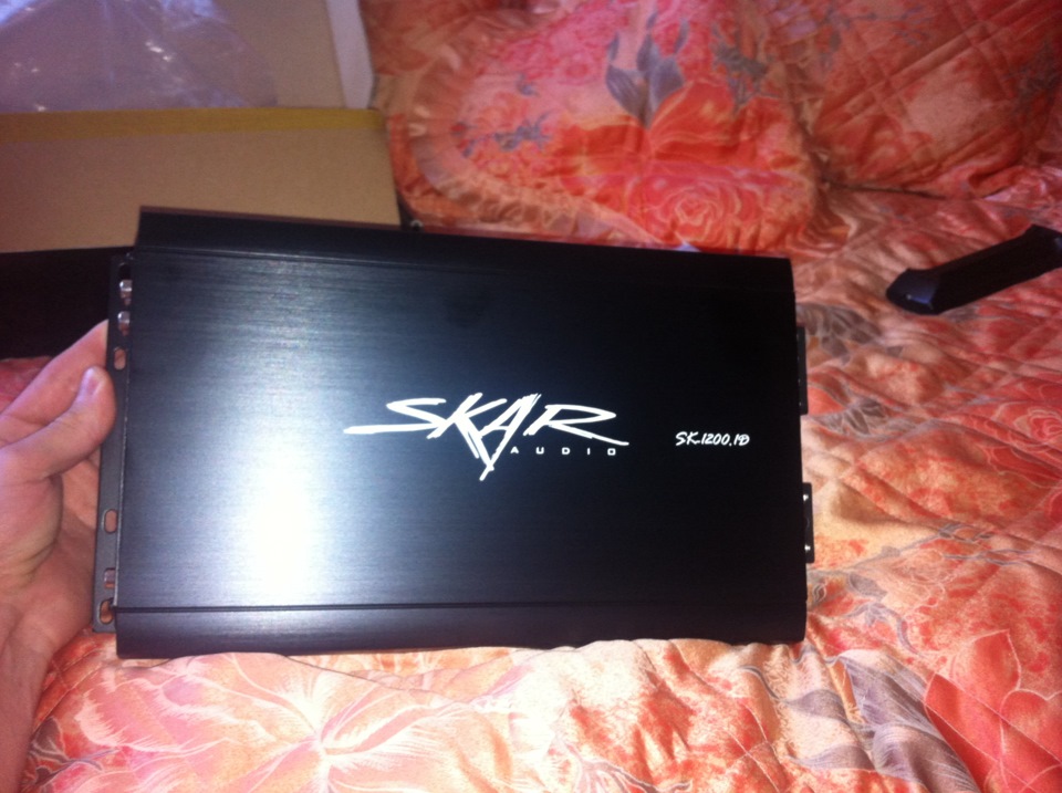 Установка сабвуфера Тако-кастом и усилителя Кикс 1.1000, а также ...