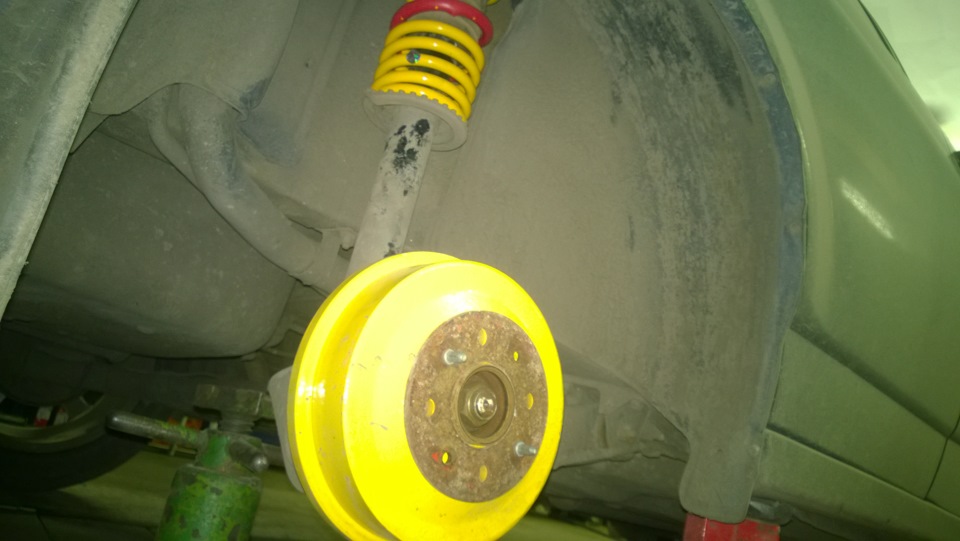 Меняем задние пружины — LADA 112 Coupe, 1,6 л., 2008 года | своими ...