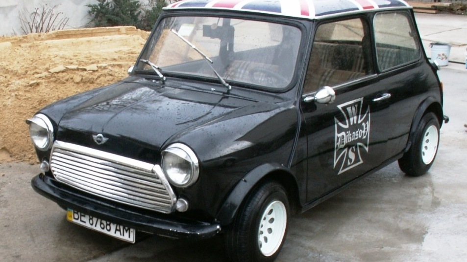 Special mini. Austin Mini Special 1100cc. Austin Mini Special 1100cc 1977. Austin Mini Special 1100cc салон.