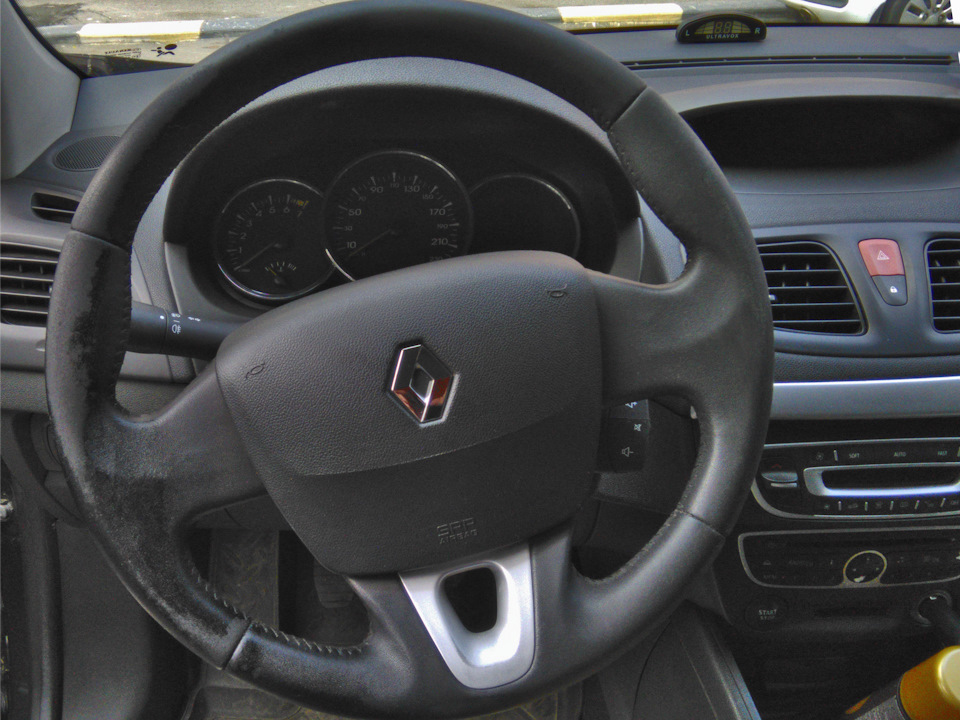 Как снять руль лагуна 3 Кожанный ро. Руль! - Renault Megane III, 1,6 л, 2010 года мойка DRIVE2