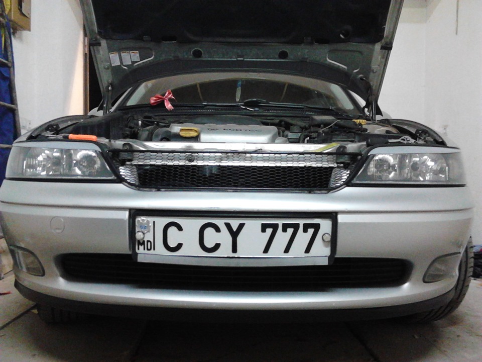 новая Решоточка — Opel Vectra B, 1,8 л, 2000 года | стайлинг | DRIVE2