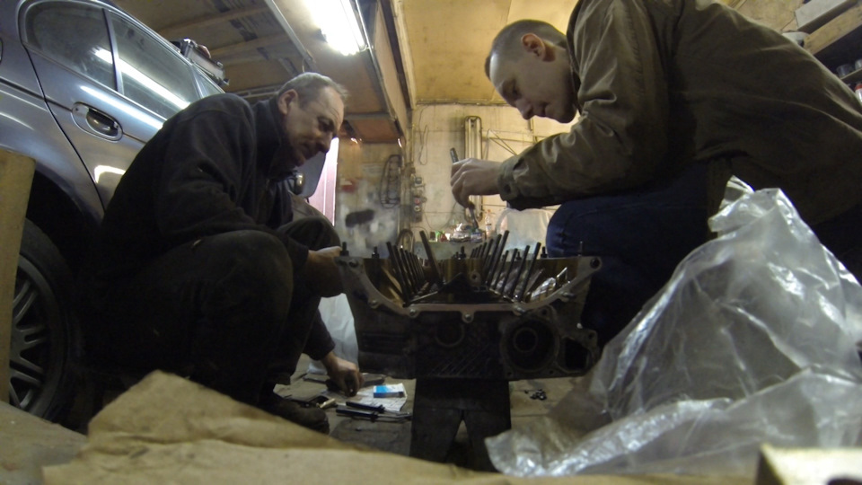 Погнуло выпускные клапана на м52. — BMW 5 series (E39), 2,5 л, 1997 ...