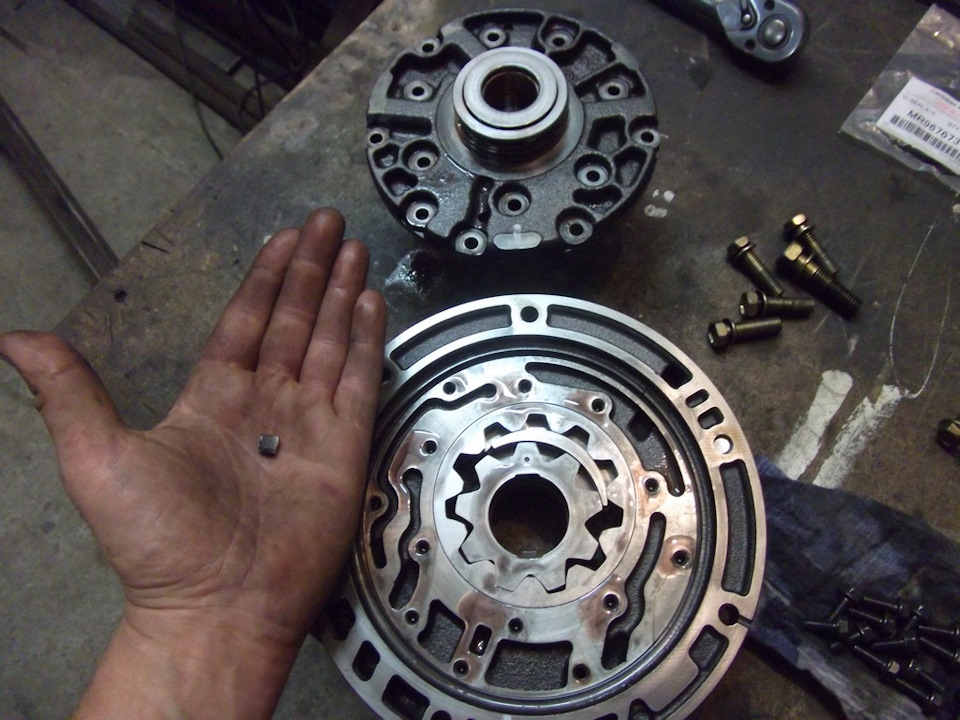 Фото в бортжурнале Mitsubishi Delica (L400)