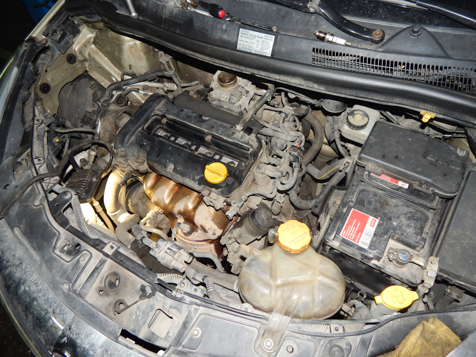 Я пригласил вас, господа, с тем, чтобы сообщить вам пренеприятное ...