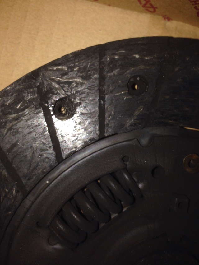 Сжег сцепление — Chery A13, 1,5 л, 2013 года | запчасти | DRIVE2