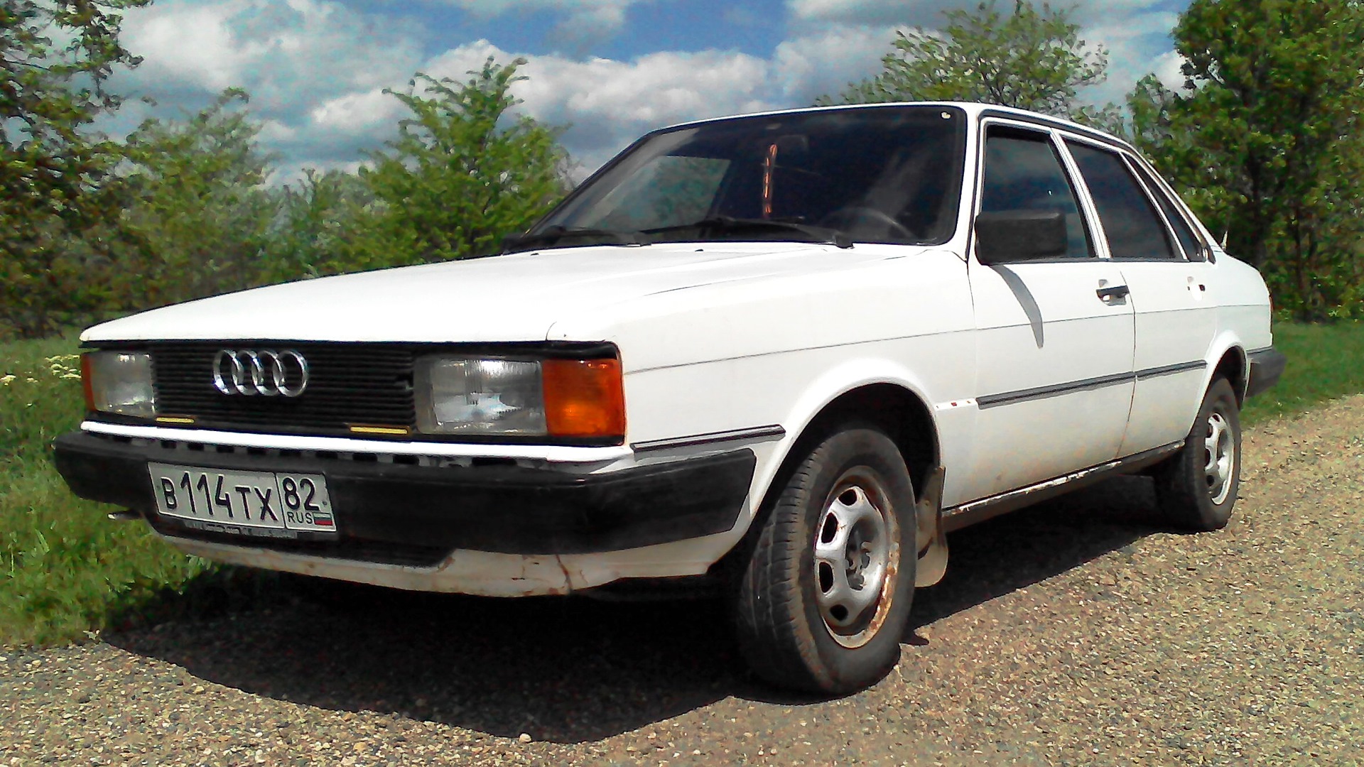 Два 80. Ауди 80 1982. Audi 80 b2 1978. Audi 80 III (b2). Ауди 80 1982 года.