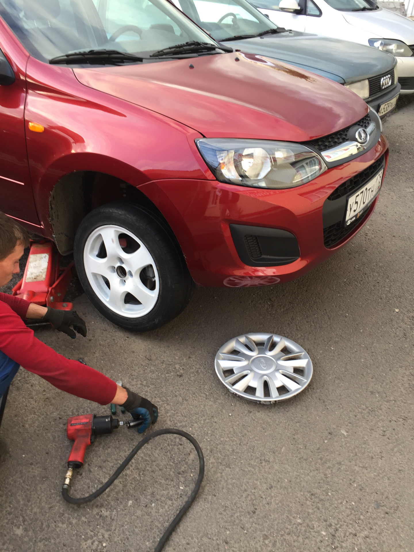 Примерка катков) — LADA Калина 2 хэтчбек, 1,6 л., 2016 года | колёсные ...