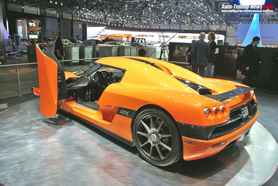 Моделька Koenigsegg CCX