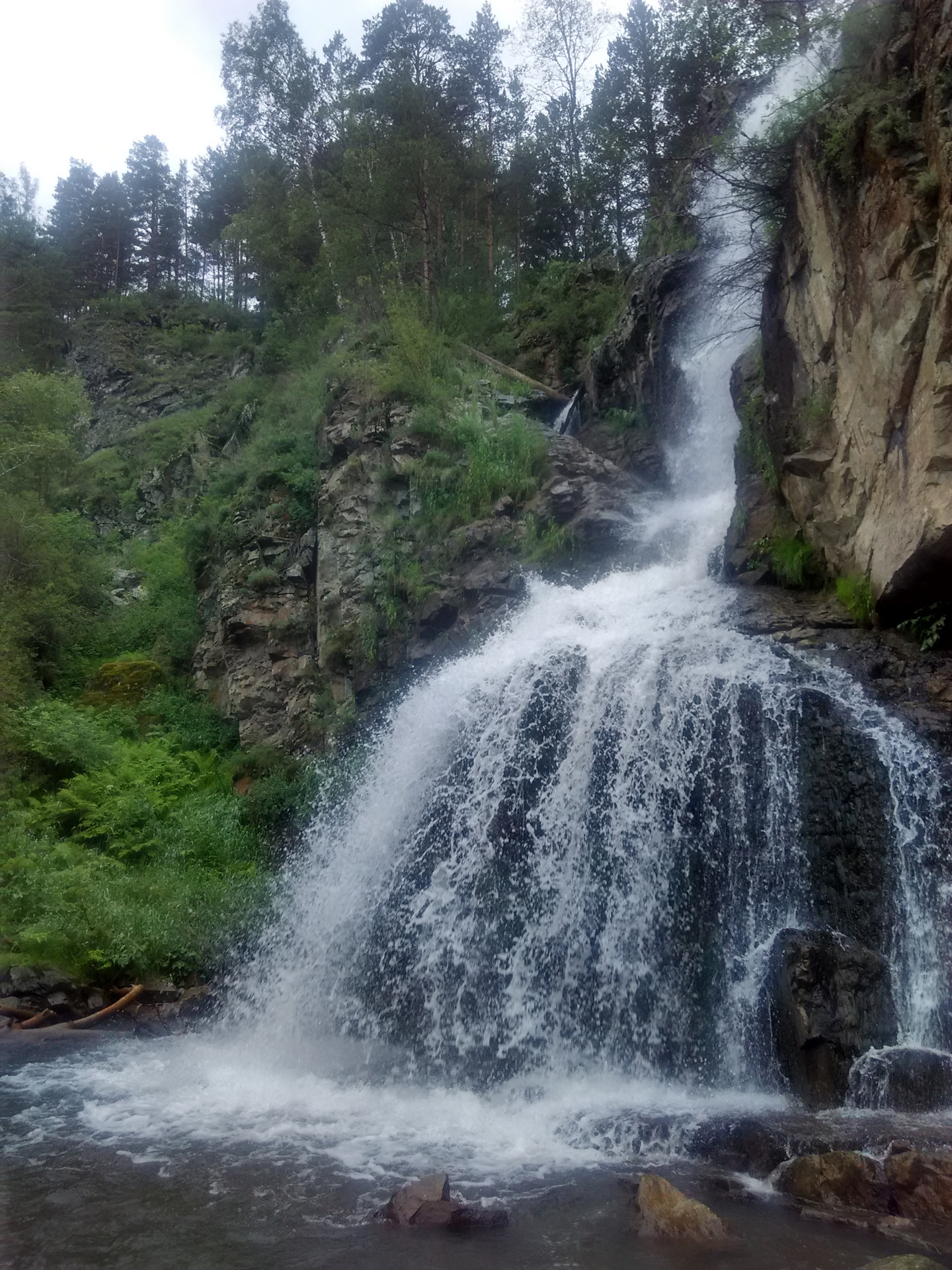 Камышинский водопады горный Алтай