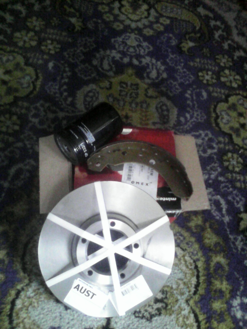 треснул тормозной диск купил новый и тормозные колодки — Ford Transit ...