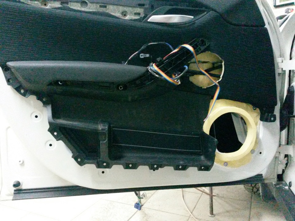 Автозвук, часть четвёртая : установка и изготовление подиума под НЧ ...