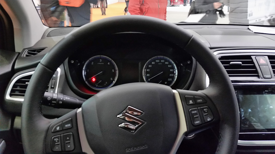 Авто сузуки сх4 с кросс
