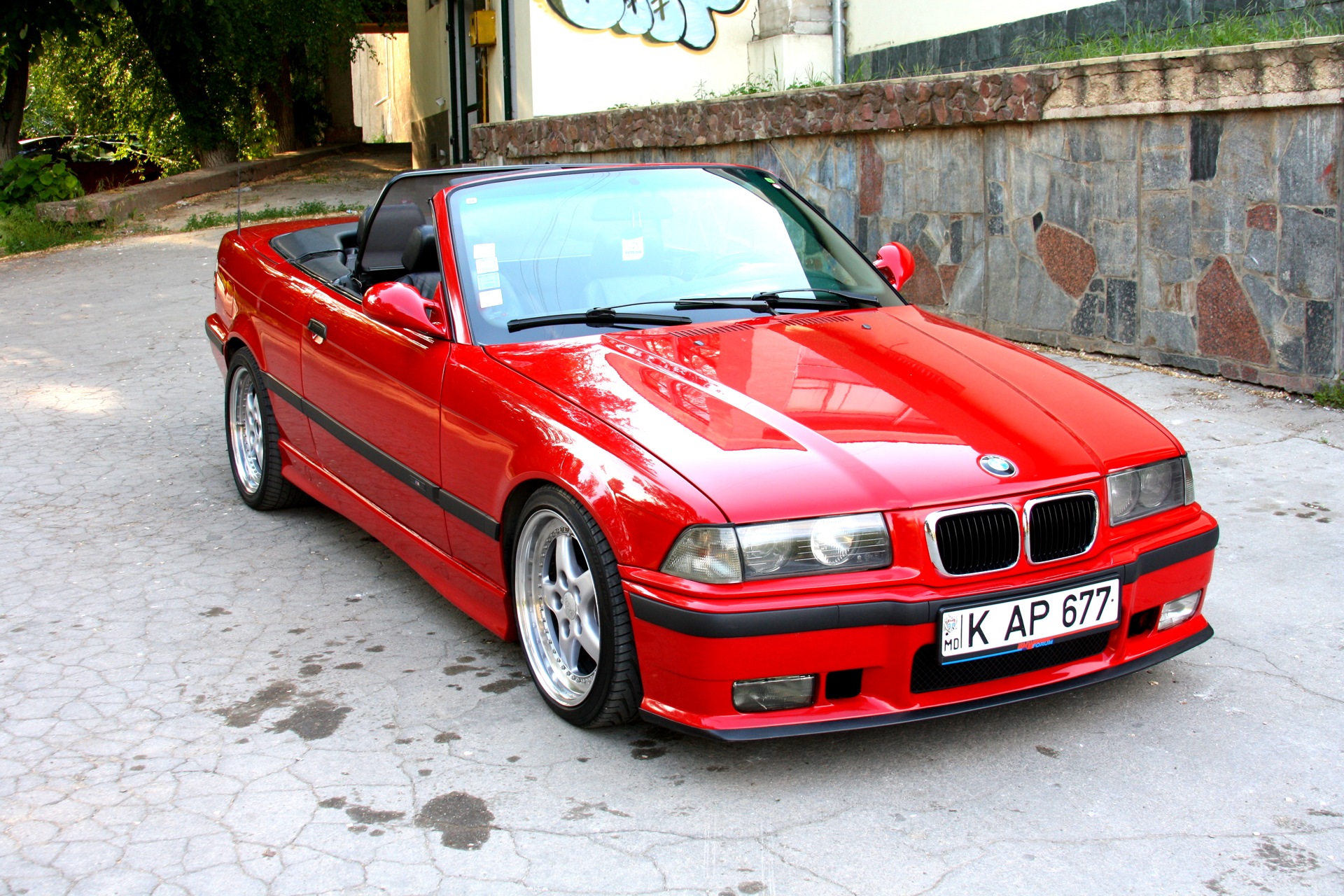 BMW e36 Coupe Red