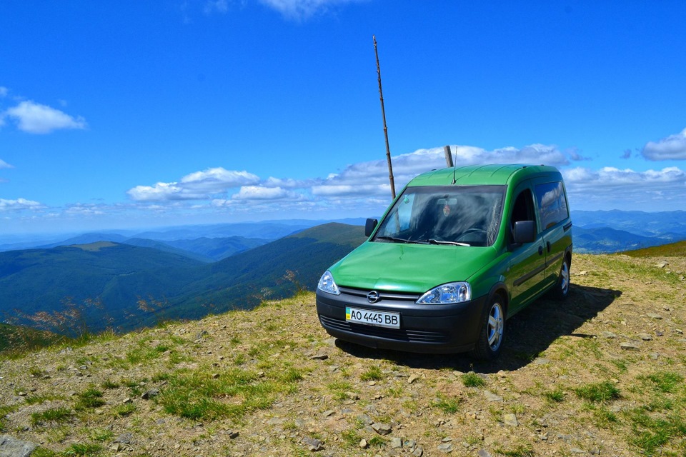 На самой высшей точке горы)) — Opel Combo C