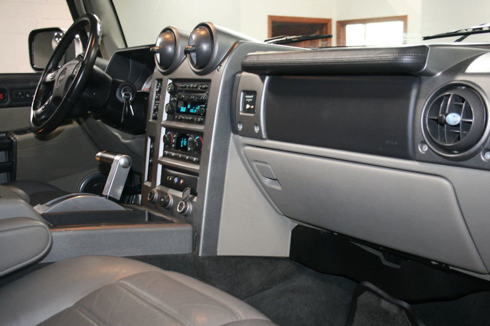 Фото в бортжурнале Hummer H2