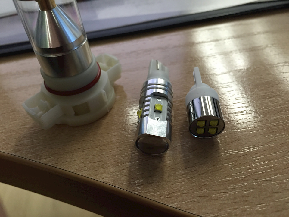 T10 W5W — Ford Mustang (5G)