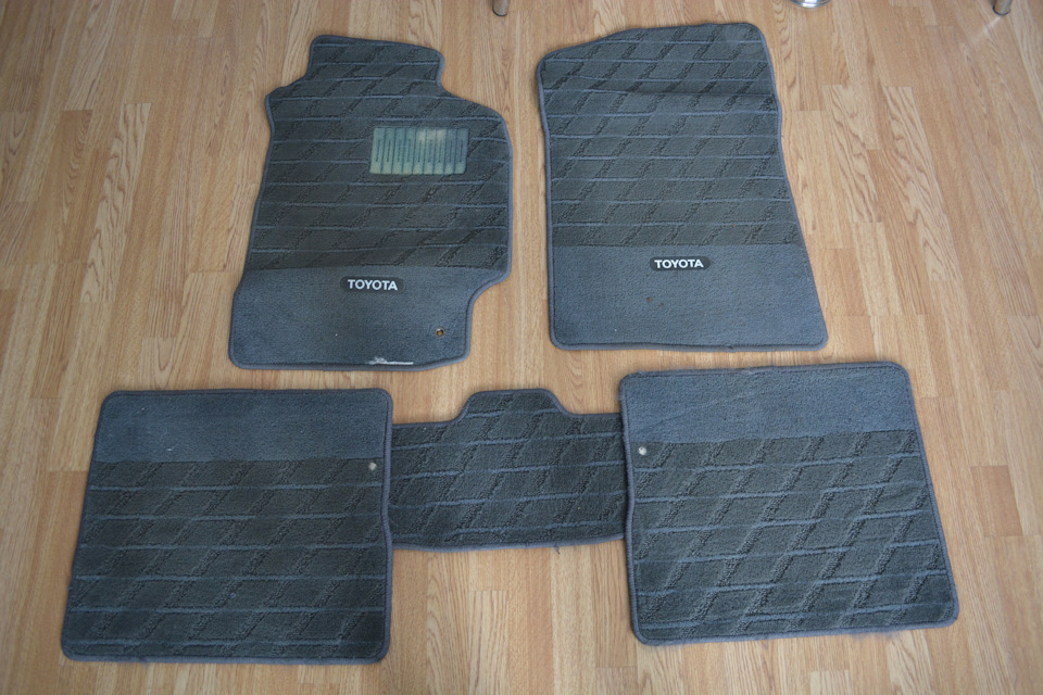Ворсовые ковры Toyota — Toyota Corolla (140/150), 1,6 л, 2011 года ...