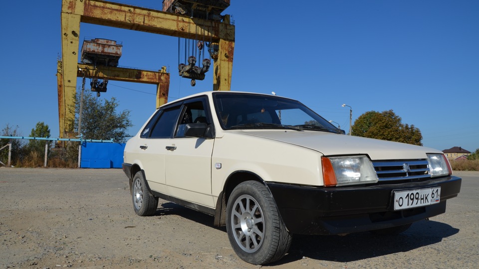 RGB Подсветка панели приборов — Lada 21099, 1,5 л, 1995 года ...