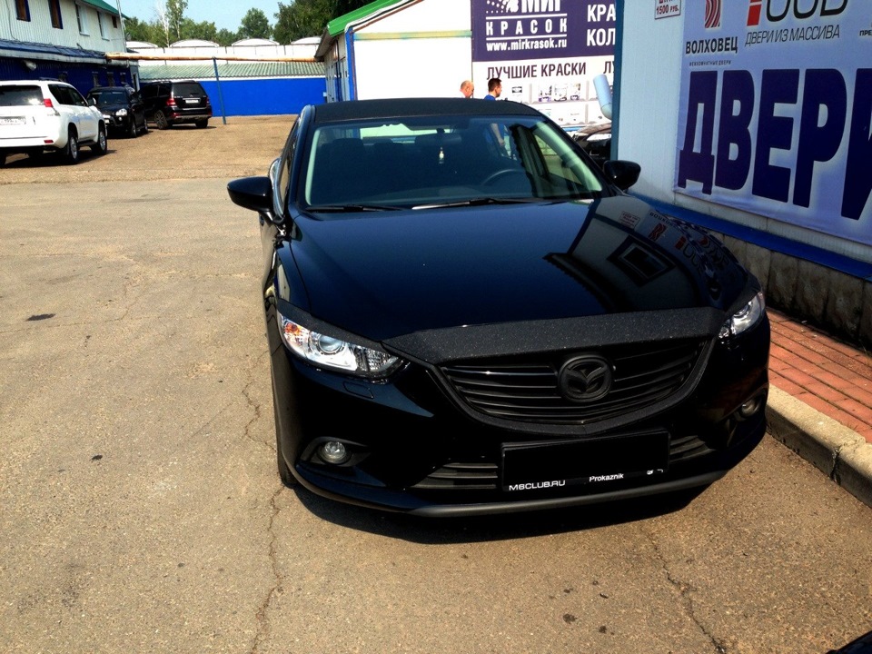 Mazda 6 красная с черным