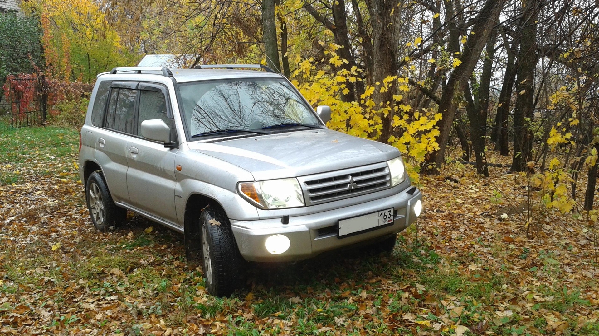 Mitsubishi pajero pinin 1.8. Проходимость Мицубиси Паджеро Пинин. Мицубиси Паджеро Пинин салон. Митсубиси Пинин фото. Pajero Pinin в коллекцию на сохранение.