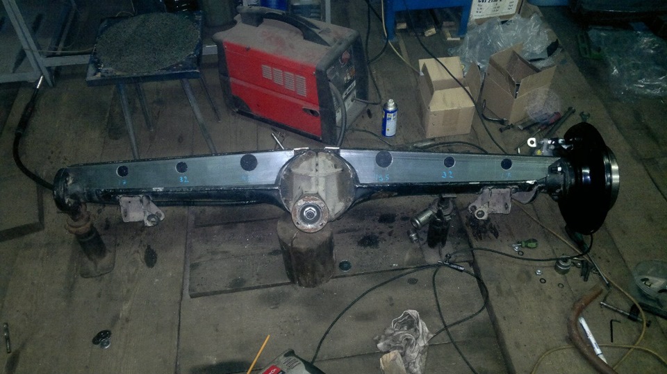 Обварка и усиление заднего моста — Lada 4x4 3D, 1,7 л, 1999 года ...