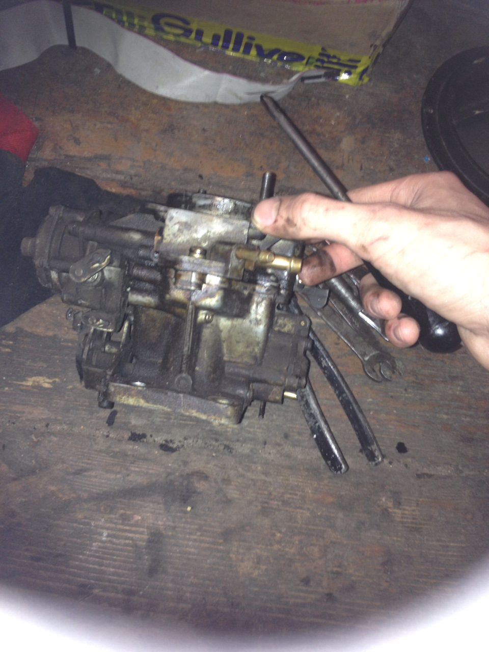 Причина появления масла на двигателе и в карбюраторе — LADA 21083, 1,5 ...