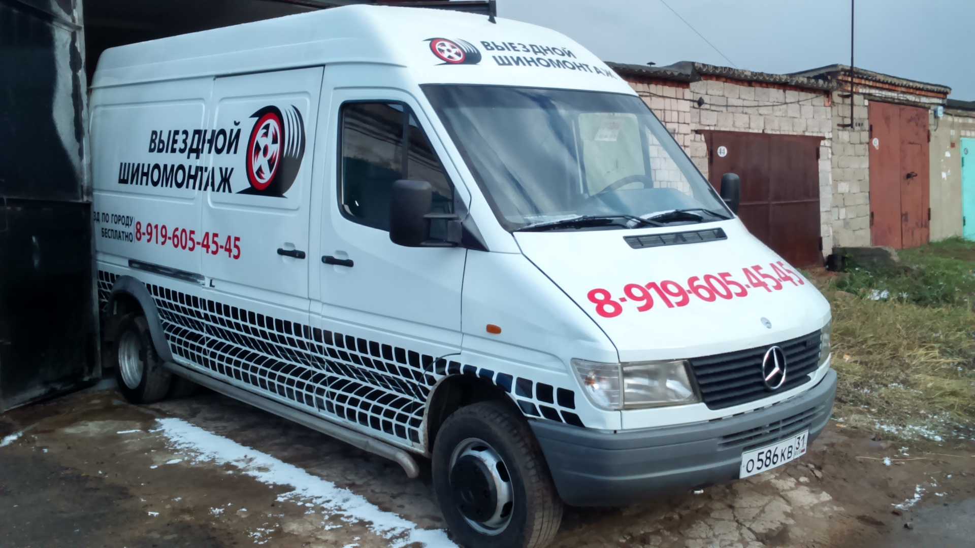 Mercedes-Benz Sprinter (1G) 2.9 дизельный 1997 | Белый 2,9 OM 602 122л.с.  на DRIVE2