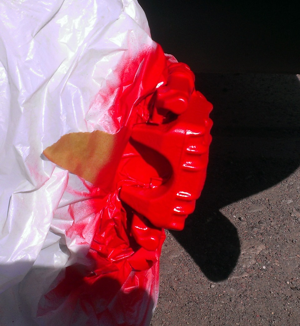 Покраска суппортов by Montana. Видео — Volkswagen Golf Mk4, 1,6 л, 2003 ...