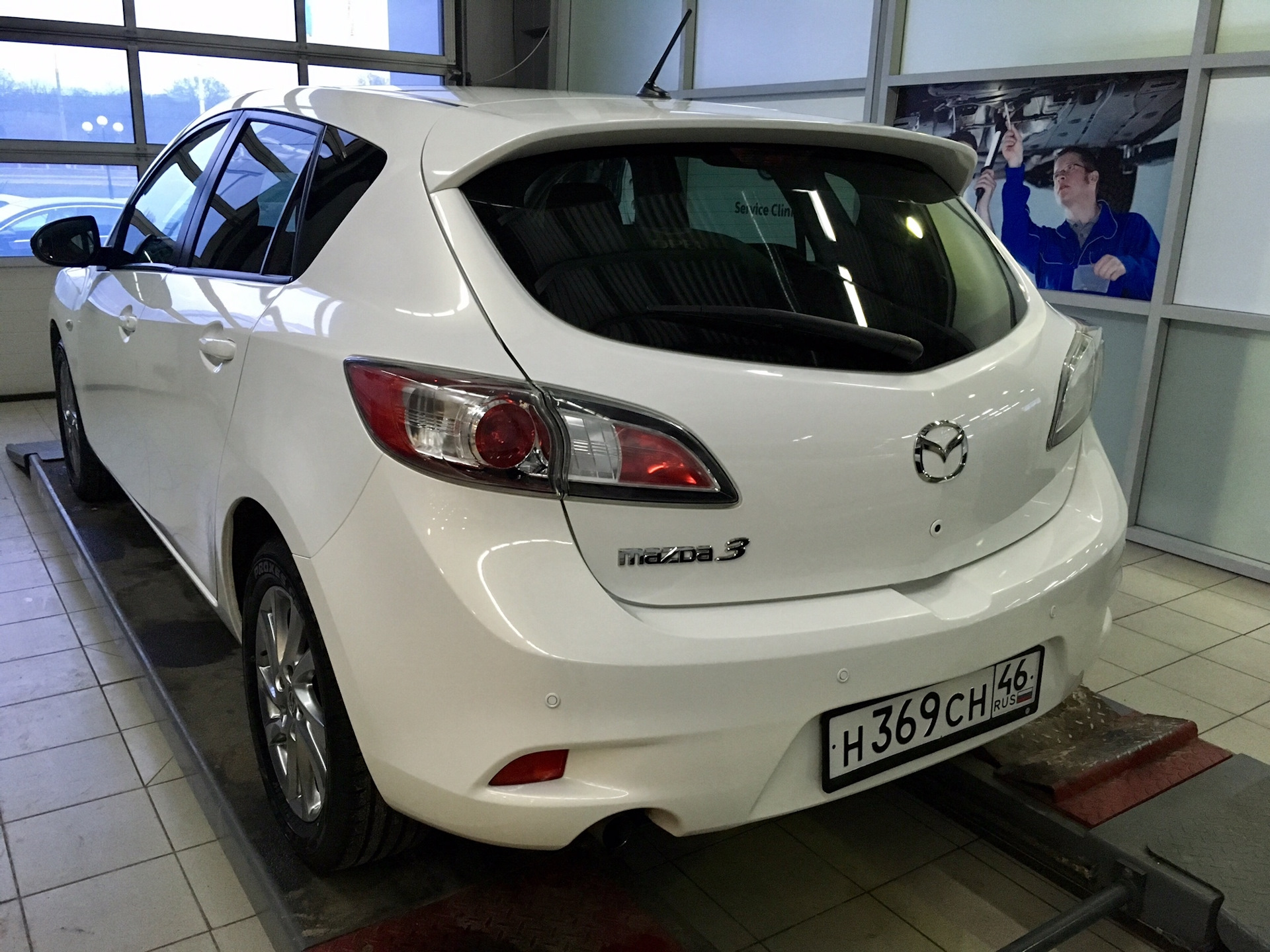 Отличие по цвета бампера — Mazda 3 (2G) BL, 1,6 л, 2013 года | наблюдение |  DRIVE2