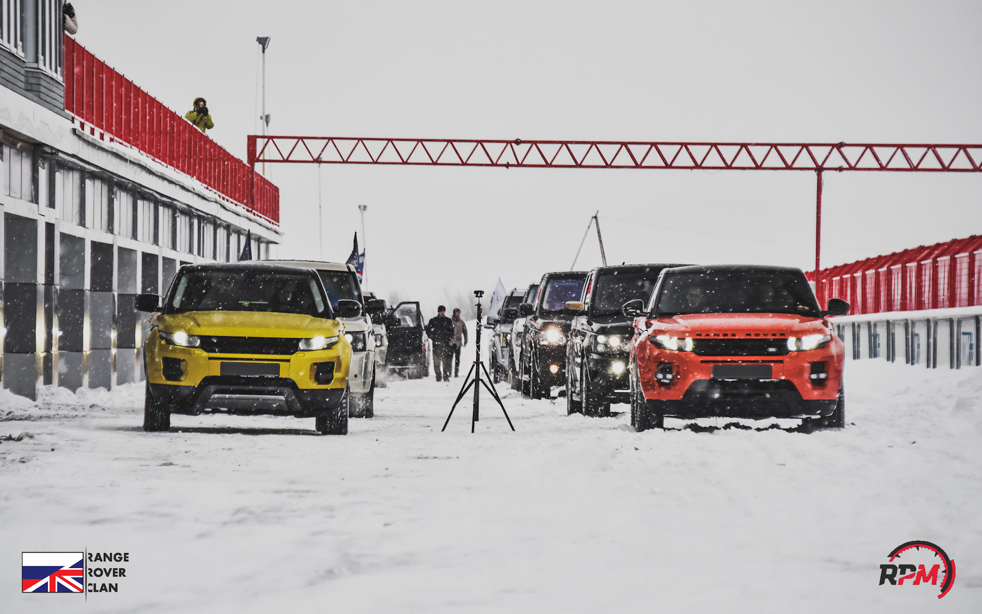 Project trackday. День Land Rover Мячково. ADM Raceway зимний дрифт день. День Land Rover Мячково шоу программа.