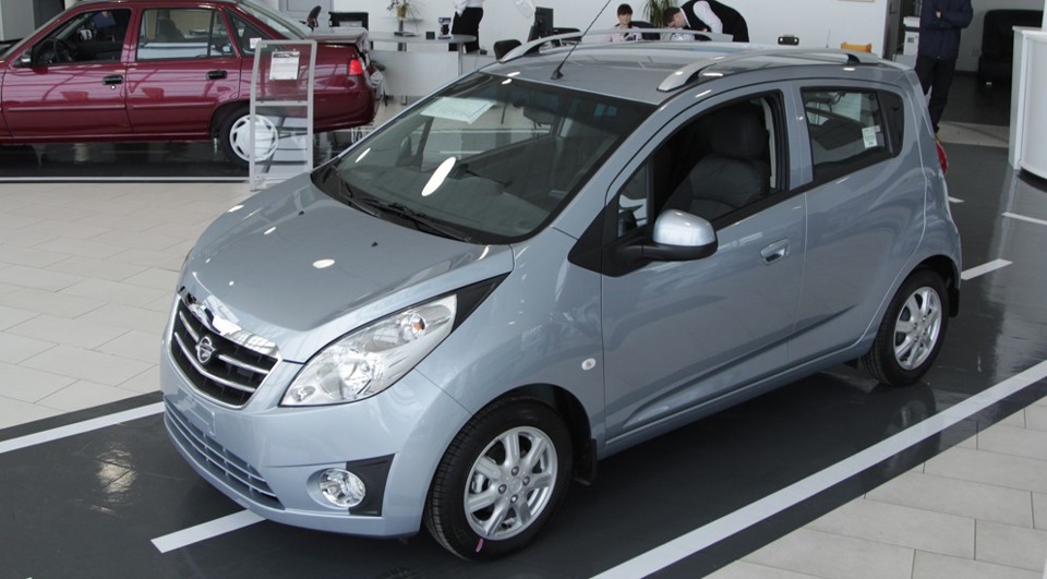 Chevrolet Spark автосалон