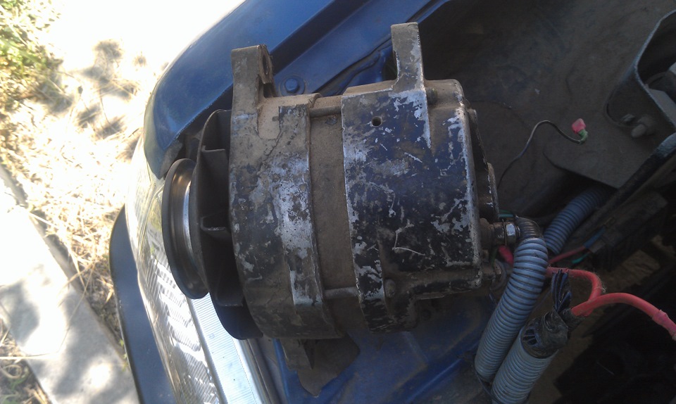 Гудят подшипники Гены. Мерцает всё освещение. — Peugeot 309, 1,4 л ...