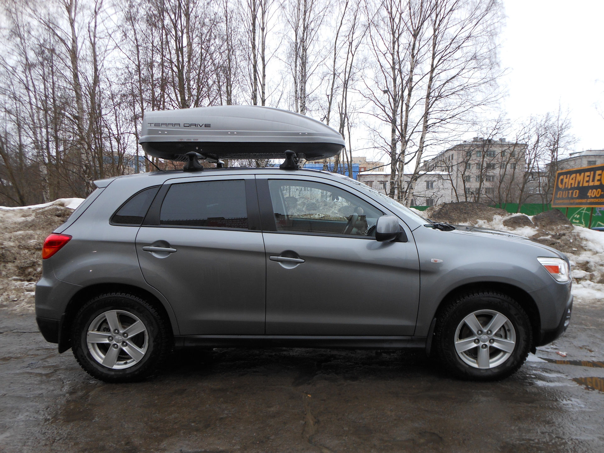 Терра драйв 440. Terra Drive 440. Mitsubishi ASX бокс на крышу. Бокс на крышу Митсубиси АСХ. ASX С боксом на крыше.