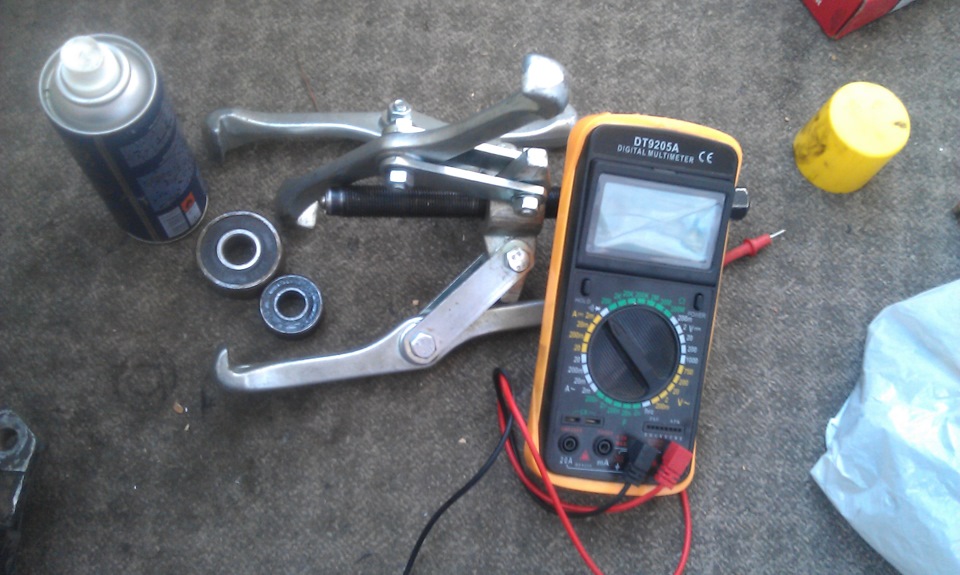 Гудят подшипники Гены. Мерцает всё освещение. — Peugeot 309, 1,4 л ...