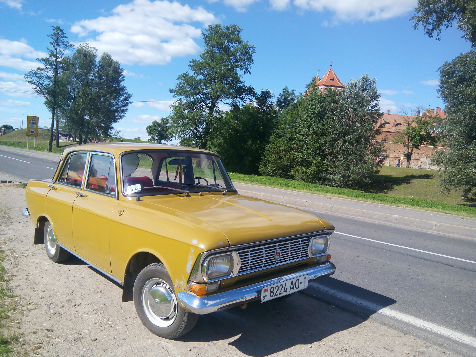 Москвич линейка автомобилей