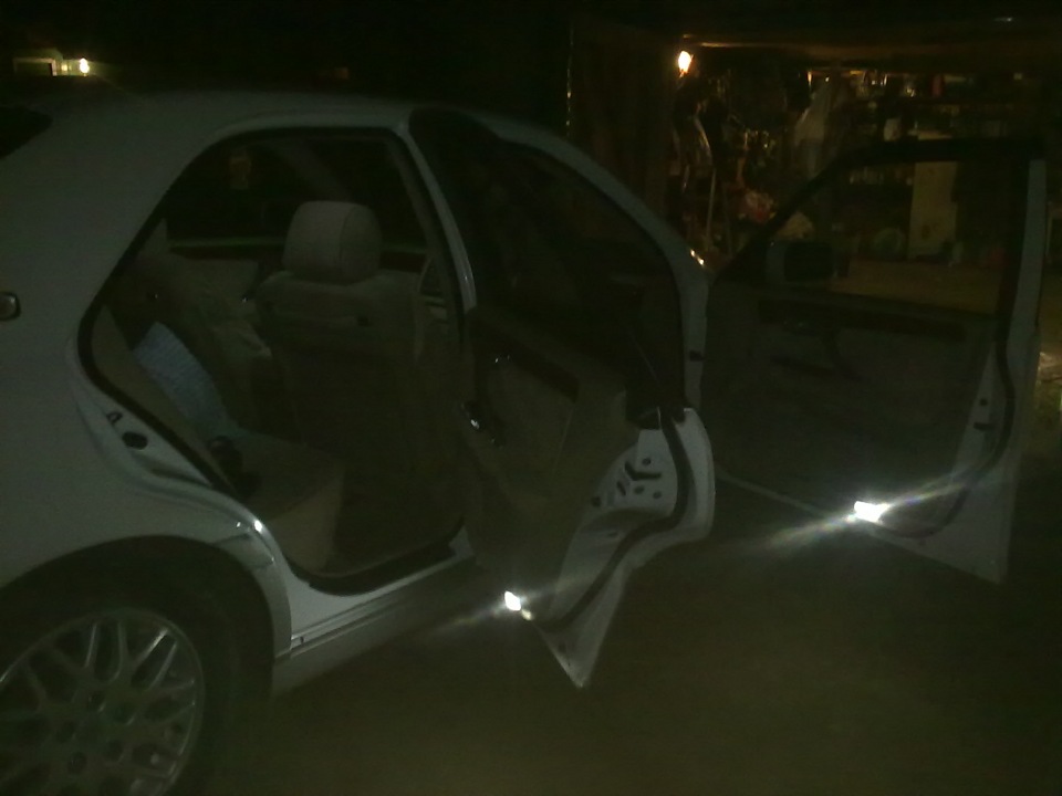 ставим светодиоды — Toyota Crown (S170), 2,5 л, 2000 года | электроника ...