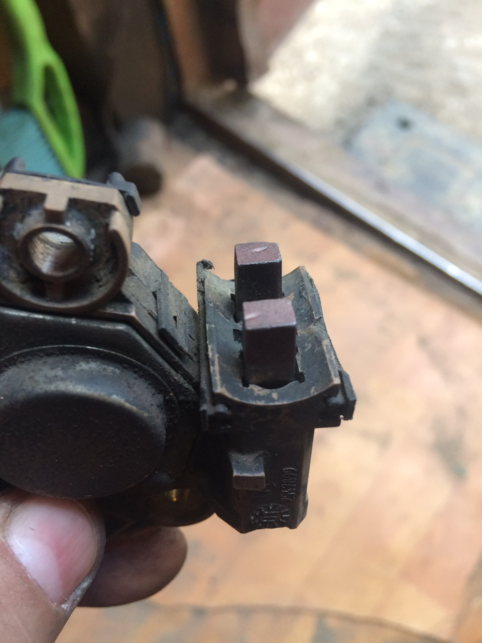 кому интересно когда пропадает заряд аккумулятора. — BMW X5 (E53), 3 л ...