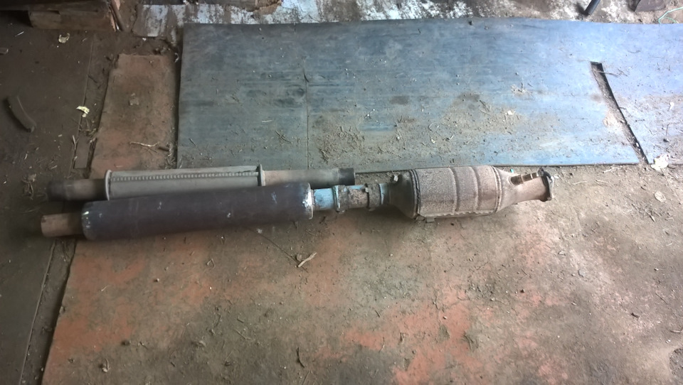 Малюсенькая победа над шумом выхлопа или самодельный резонатор ...