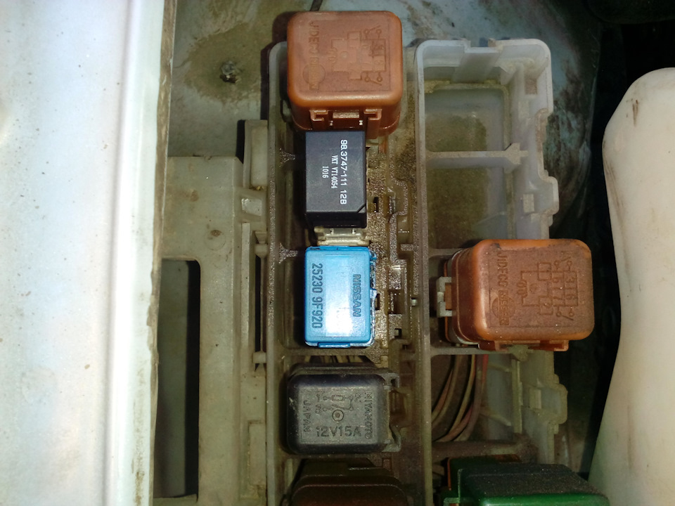 252309F920 Реле NISSAN INFINITI | Запчасти на DRIVE2